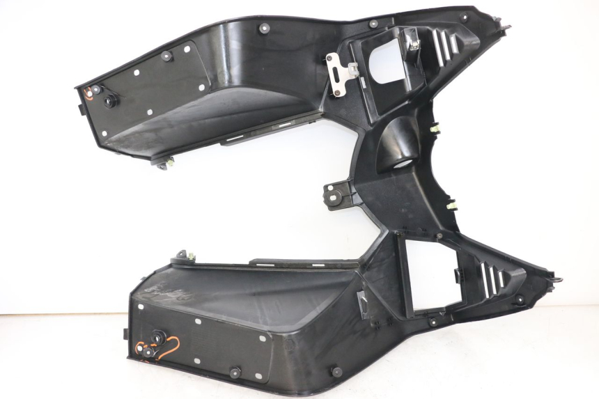 photo de INNENVERKLEIDUNG PEUGEOT SATELIS 125 (2010 - 2012) - Ergänzendes Produktfoto