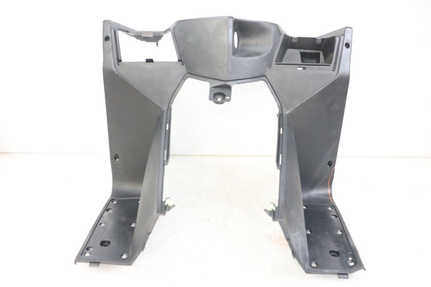 photo de INNENVERKLEIDUNG PEUGEOT SATELIS 125 (2006 - 2009) - Weitere Ansicht des Artikels