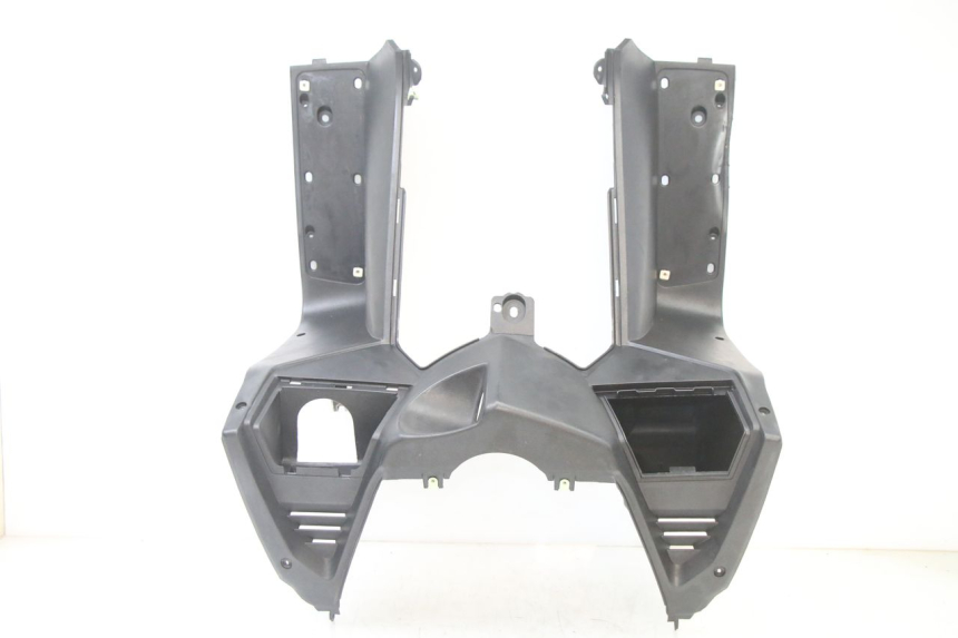 photo de BEINSCHILD PEUGEOT SATELIS 125 (2013 - 2018) - Alternative Perspektive