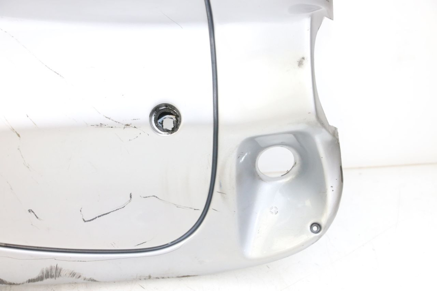 photo de INNENVERKLEIDUNG APRILIA SCARABEO 100 (2003 - 2012) - Kennzeichnungen und Originalreferenzen