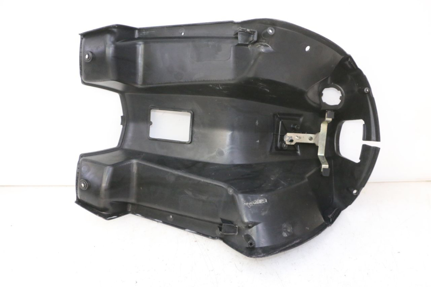 photo de INNENVERKLEIDUNG PEUGEOT SPEEDFIGHT 3 AIR 50 (2009 - 2015) - Details der Befestigungspunkte