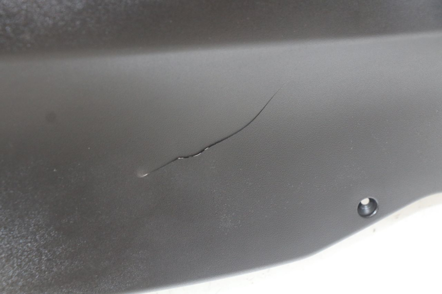 photo de INNENVERKLEIDUNG PEUGEOT STREETZONE 4T 50 (2018 - 2023) - Hochauflösende Nahaufnahme