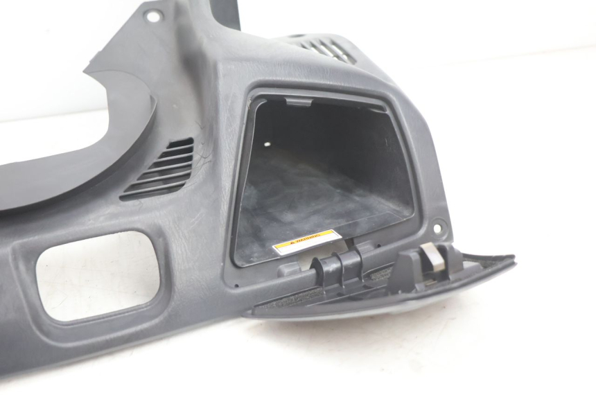 photo de BEINSCHILD OBEN SUZUKI BURGMAN EXECUTIVE ABS 650 (2006 - 2012) - Technische Nahaufnahme
