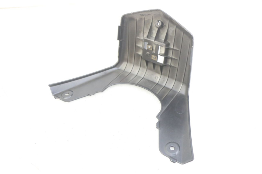 photo de OBERES INNENVERKLEIDUNGSTEIL KYMCO DINK STREET 125 (2009 - 2014) - Zoom auf Gebrauchszustand