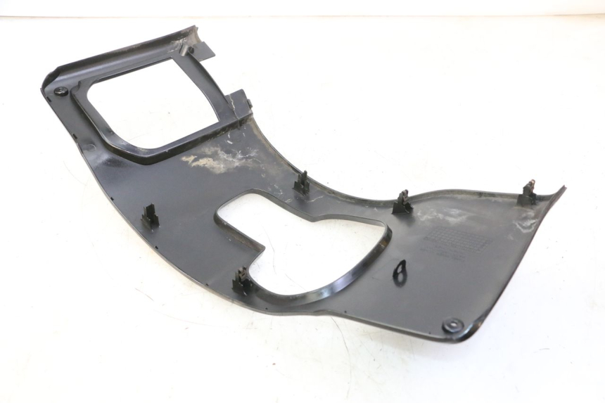 photo de OBERES INNENVERKLEIDUNGSTEIL HONDA FES S-WING SWING ABS 125 (2007 - 2015) - Detailansicht des Bauteils