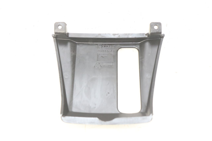 photo de OBERES INNENVERKLEIDUNGSTEIL PIAGGIO MP3 500 (2014 - 2017) - Detailansicht des Bauteils