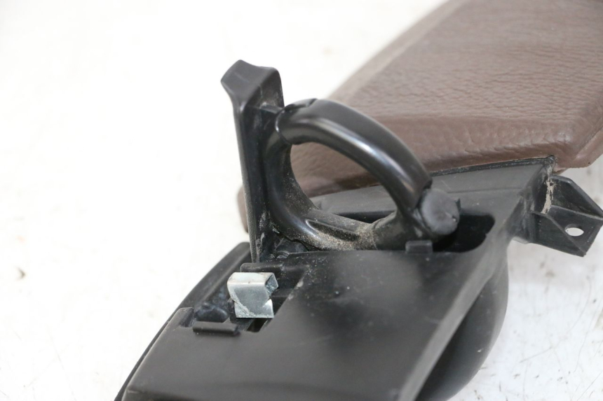 photo de OBERES INNENVERKLEIDUNGSTEIL PIAGGIO MP3 500 (2014 - 2017) - Detailansicht des Bauteils