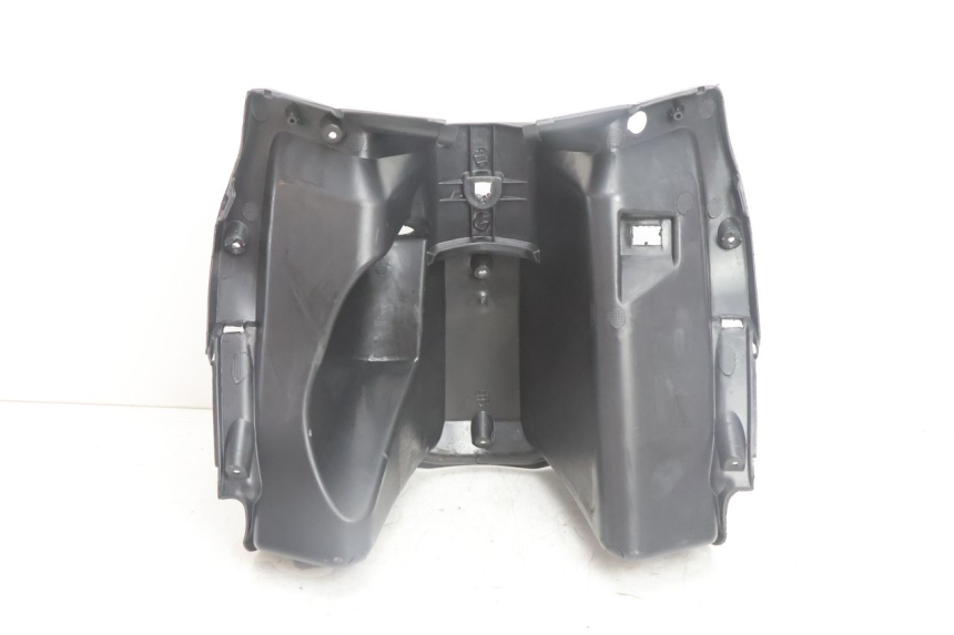 photo de BEINSCHILD OBEN JM MOTORS SANTANA EVO 50 (2024 - 2026) - Details der Befestigungspunkte