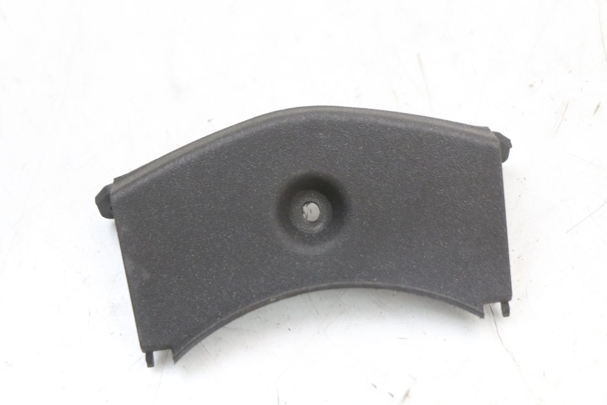 photo de OBERES INNENVERKLEIDUNGSTEIL PIAGGIO X10 125 (2012 - 2017) - Hauptansicht