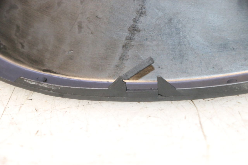 photo de BEINSCHILD OBEN YAMAHA YP MAJESTY 125 (2002 - 2006) - Oberflächenzustand und Material