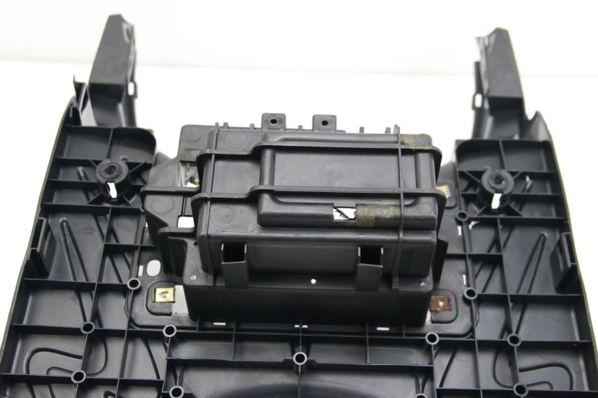 photo de INNENVERKLEIDUNG PEUGEOT TWEET 4T 50 (2010 - 2014) - Alternative Perspektive