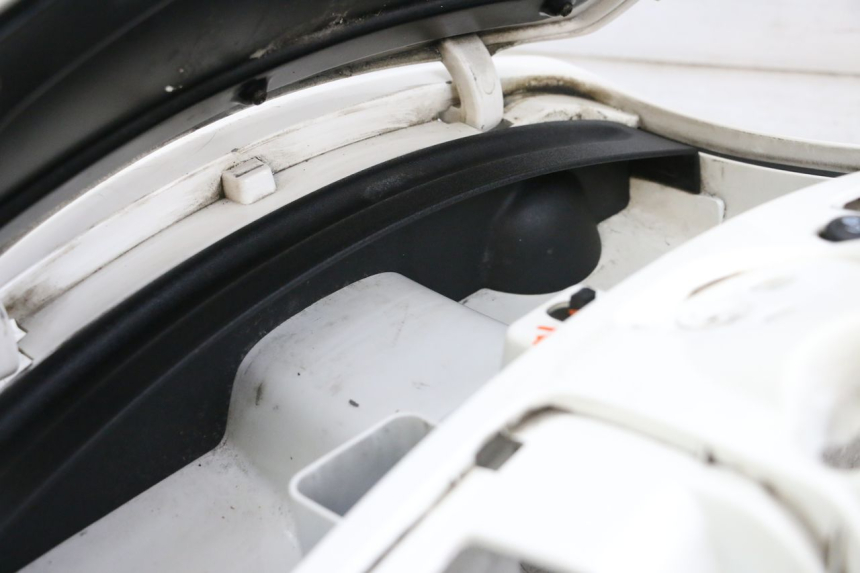 photo de BEINSCHILD PIAGGIO VESPA GTS SUPER IE 125 (2009 - 2016) - Hochauflösende Nahaufnahme