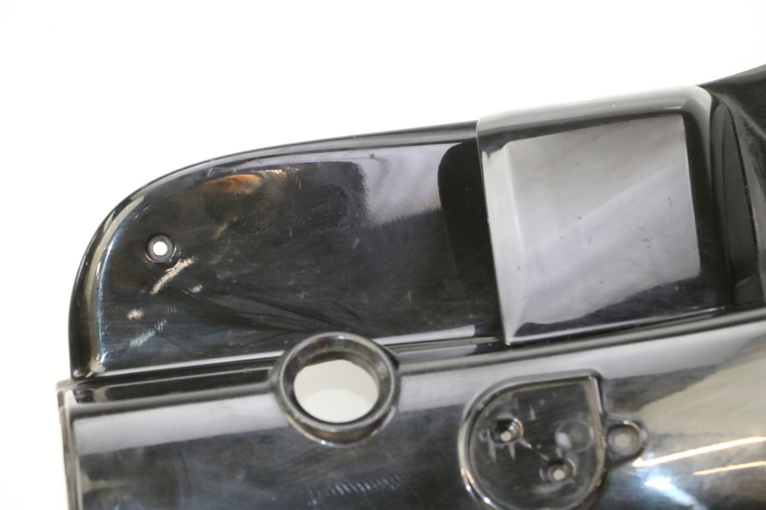 photo de INNENVERKLEIDUNG PIAGGIO VESPA S 2T 50 (2007 - 2014) - Weitere Ansicht des Artikels