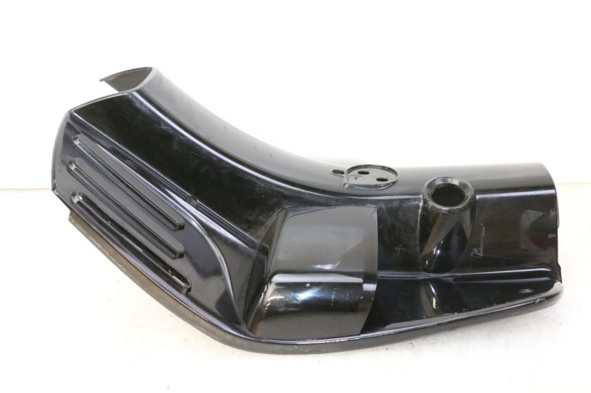 photo de INNENVERKLEIDUNG PIAGGIO VESPA S 2T 50 (2007 - 2014) - Details der Befestigungspunkte