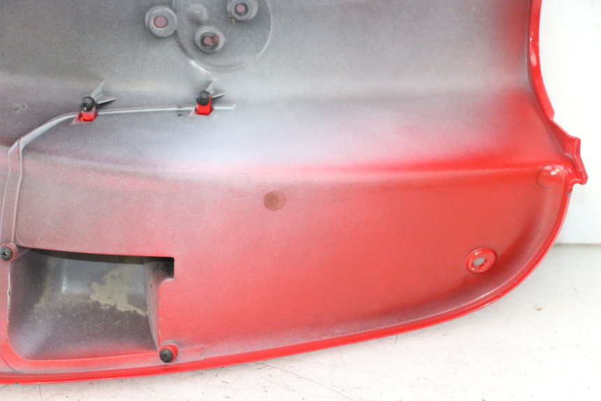 photo de INNENVERKLEIDUNG PIAGGIO VESPA S 2T 50 (2007 - 2014) - Hochauflösende Nahaufnahme