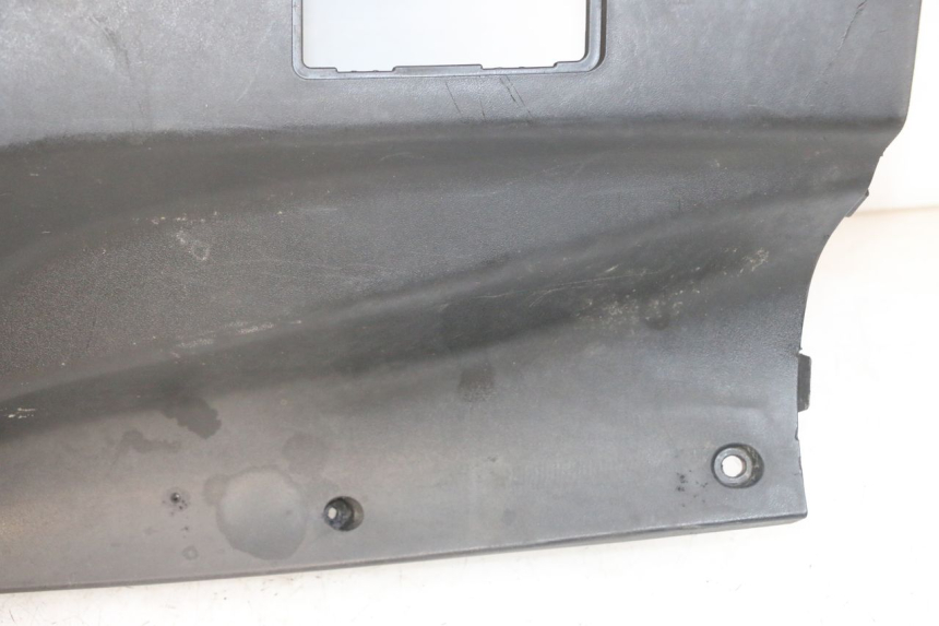 photo de INNENVERKLEIDUNG PEUGEOT VIVACITY NEW 4T 50 (2008 - 2017) - Oberflächenzustand und Material