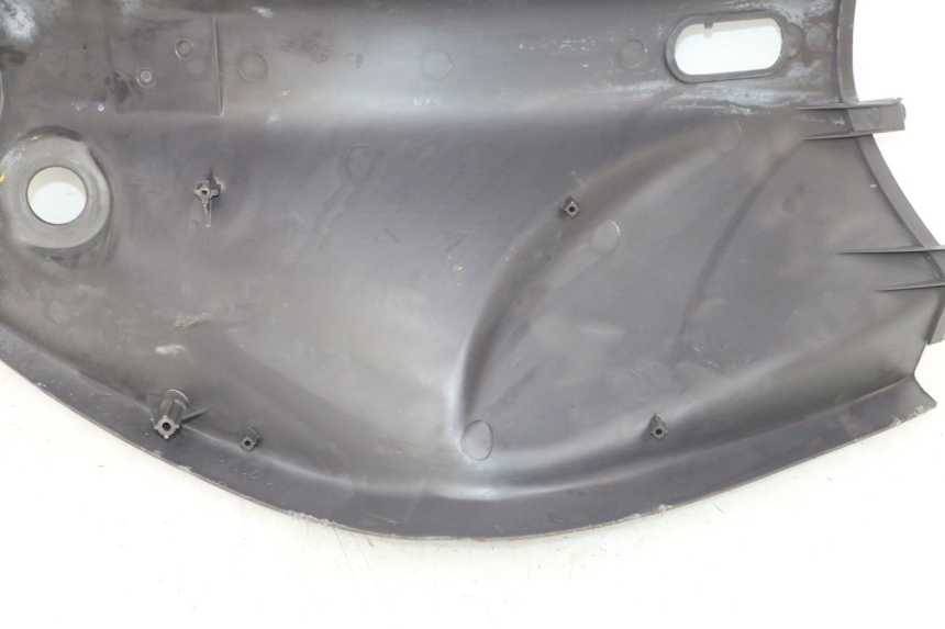 photo de BEINSCHILD PEUGEOT VIVACITY 100 (1999 - 2008) - Details der Befestigungspunkte