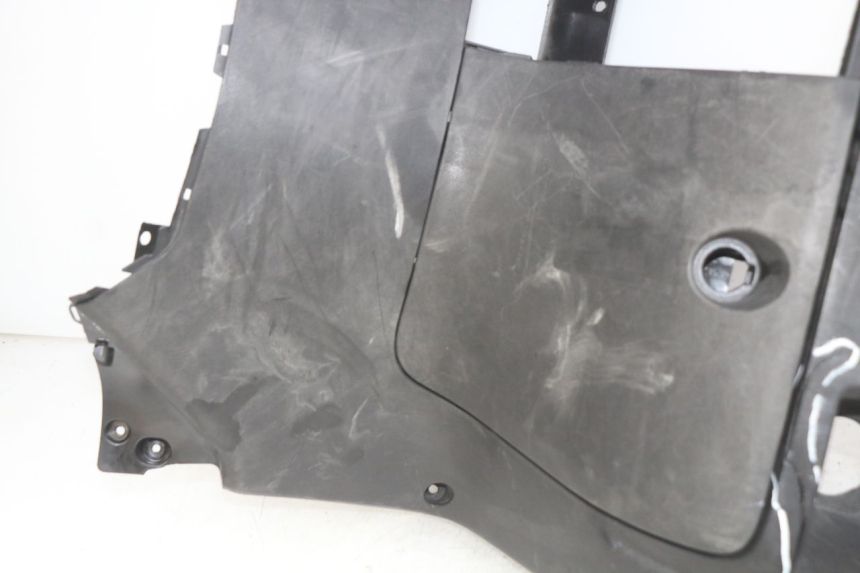 photo de INNENVERKLEIDUNG YAMAHA X-MAX XMAX 250 (2006 - 2009) - Detaillierte Sichtprüfung