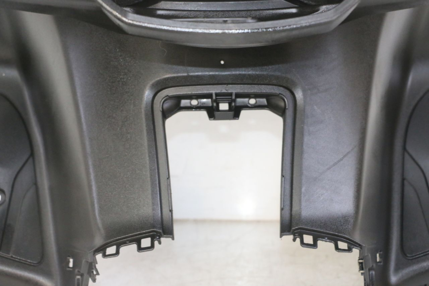 photo de INNENVERKLEIDUNG YAMAHA X-MAX XMAX 125 (2010 - 2013) - Detailansicht des Bauteils