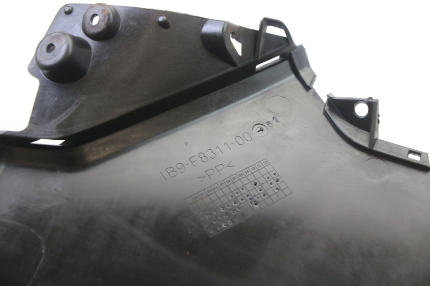 photo de INNENVERKLEIDUNG YAMAHA XMAX X-MAX 125 (2006 - 2009) - Zoom auf Komponenten