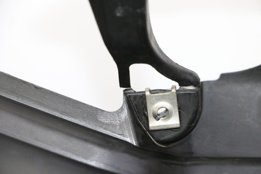 photo de INNENVERKLEIDUNG YAMAHA X-MAX XMAX 125 (2010 - 2013) - Weitere Ansicht des Artikels