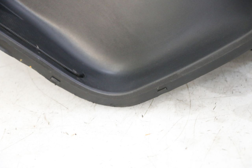 photo de INNENVERKLEIDUNG YAMAHA X-MAX XMAX 125 (2010 - 2013) - Alternativer Blickwinkel