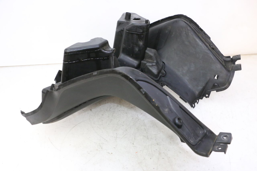 photo de INNENVERKLEIDUNG YAMAHA X-MAX XMAX 125 (2010 - 2013) - Oberflächenzustand und Material