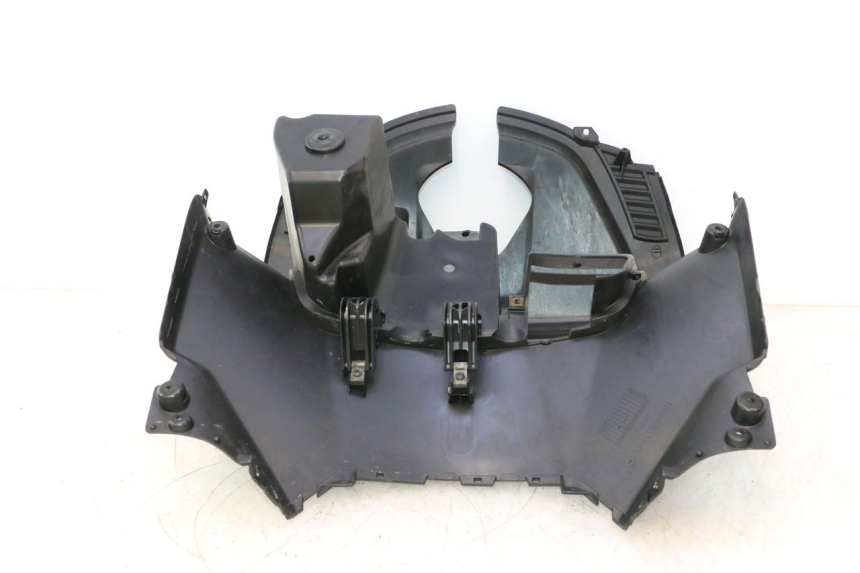 photo de INNENVERKLEIDUNG YAMAHA XMAX X-MAX 125 (2006 - 2009) - Details der Befestigungspunkte