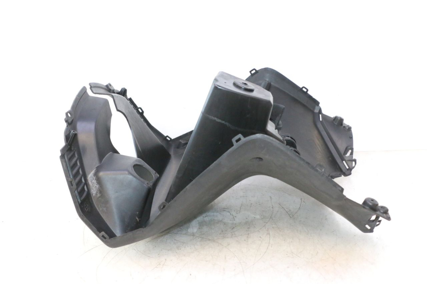 photo de INNENVERKLEIDUNG YAMAHA XMAX X-MAX 125 (2006 - 2009) - Oberflächenzustand und Material