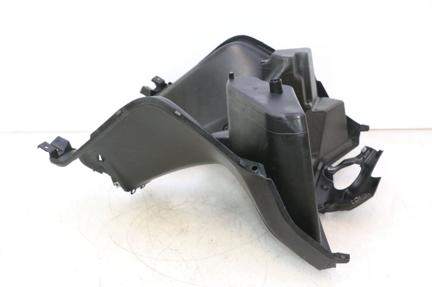photo de INNENVERKLEIDUNG YAMAHA X-MAX XMAX 125 (2010 - 2013) - Detaillierte Sichtprüfung