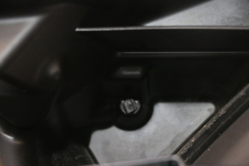 photo de INNENVERKLEIDUNG YAMAHA X-MAX XMAX 125 (2010 - 2013) - Alternativer Blickwinkel