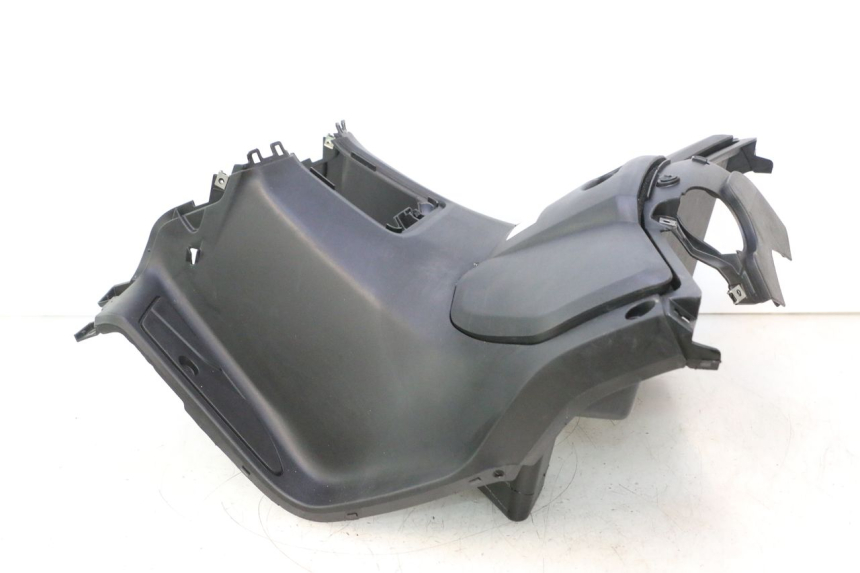 photo de INNENVERKLEIDUNG YAMAHA X-MAX XMAX 125 (2010 - 2013) - Details der Befestigungspunkte