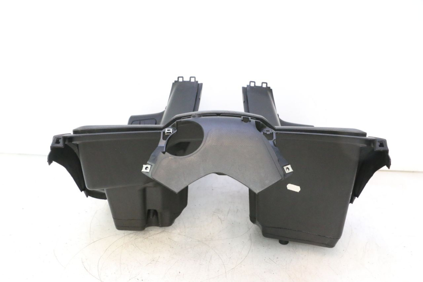photo de INNENVERKLEIDUNG YAMAHA X-MAX XMAX 125 (2010 - 2013) - Oberflächenzustand und Material