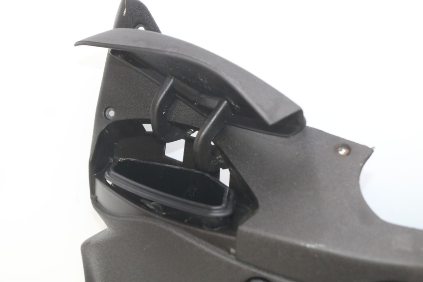 photo de INNENVERKLEIDUNG PIAGGIO X9 EVOLUTION 125 (2003 - 2007) - Hochauflösende Nahaufnahme