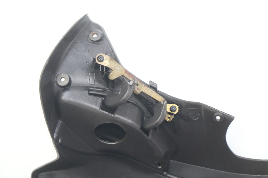 photo de INNENVERKLEIDUNG PIAGGIO X9 125 (2000 - 2003) - Oberflächenzustand und Material