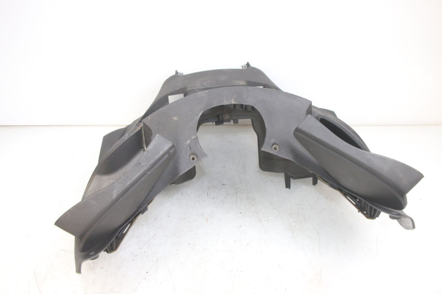 photo de INNENVERKLEIDUNG PIAGGIO X9 125 (2000 - 2003) - Details der Befestigungspunkte