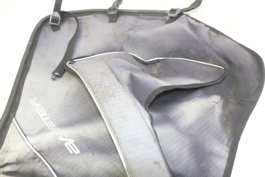 photo de SCHÜRZE SCHUTZ SUZUKI BURGMAN 650 (2002 - 2004) - Zoom auf Gebrauchszustand