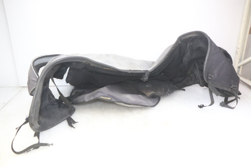 photo de SCHÜRZE SCHUTZ SUZUKI BURGMAN 650 (2002 - 2004) - Oberflächenzustand und Material