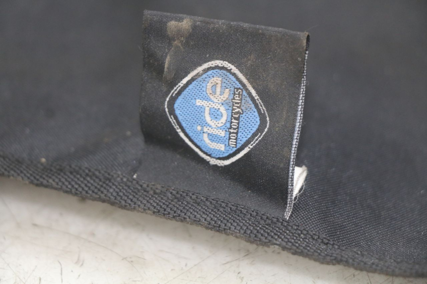 photo de SCHÜRZE SCHUTZ SYM CROX 4T 50 (2016 - 2023) - Alternative Perspektive