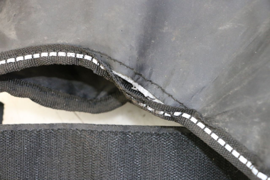 photo de KNIEDECKE PIAGGIO MP3 HPE 310 (2024 - 2025) - Alternative Perspektive