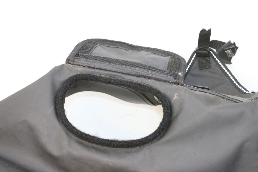 photo de KNIEDECKE PIAGGIO MP3 HPE 310 (2024 - 2025) - Technische Nahaufnahme