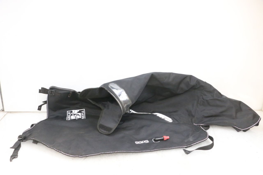 photo de KNIEDECKE PIAGGIO MP3 500 (2016 - 2018) - Charakteristische Merkmale