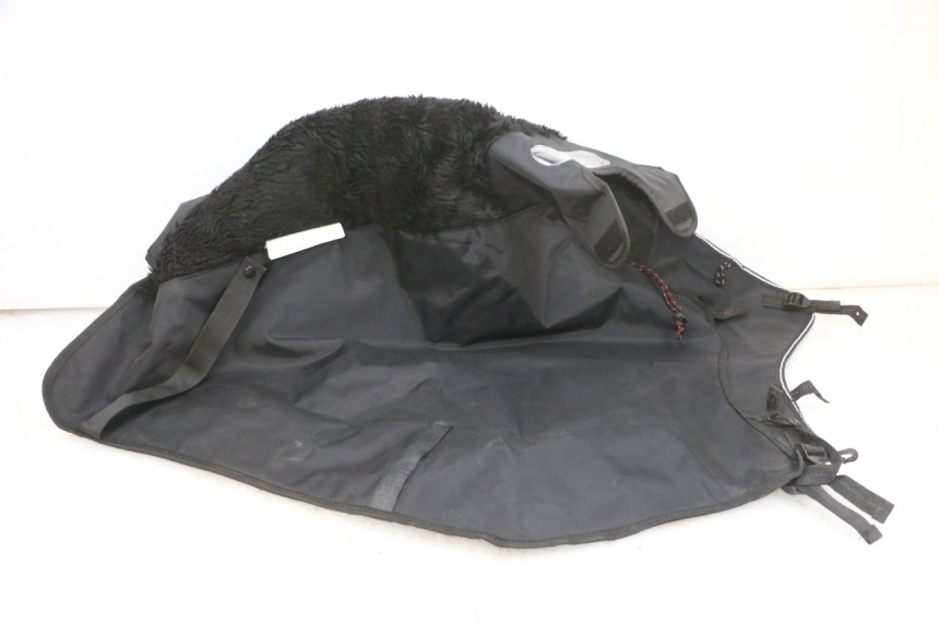 photo de KNIEDECKE PIAGGIO MP3 500 (2016 - 2018) - Oberflächenzustand und Material