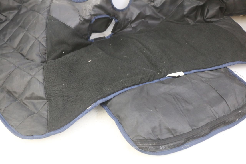 photo de SCHÜRZENSCHUTZ KYMCO SENTO 100 (2008 - 2013) - Gesamtansicht des Produkts