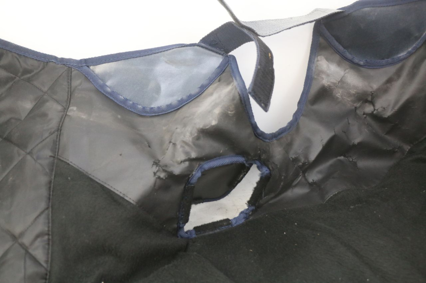 photo de SCHÜRZENSCHUTZ KYMCO SENTO 100 (2008 - 2013) - Oberflächenzustand und Material