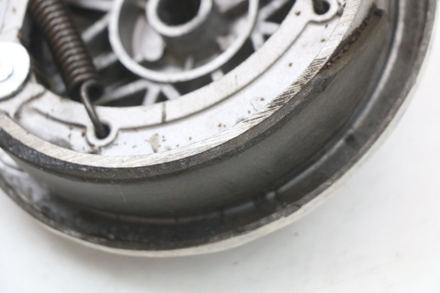 photo de BREMSTROMMEL HINTEN APRILIA CLASSIC 125 (1995 - 2001) - Technische Nahaufnahme