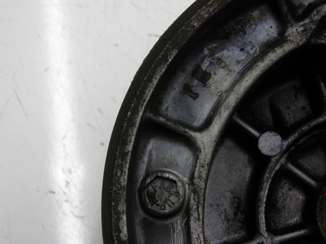 photo de BREMSTROMMEL HINTEN KAWASAKI ER5 ER-5 500 (2001 - 2004) - Details der Befestigungspunkte