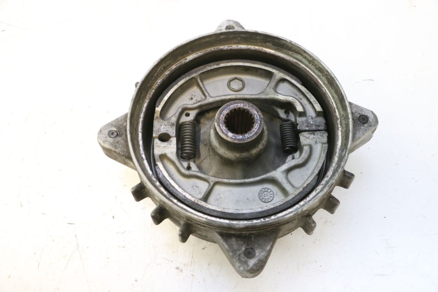 photo de HINTERES TROMMEL HONDA SCV LEAD 100 (2003 - 2007) - Detailansicht des Bauteils