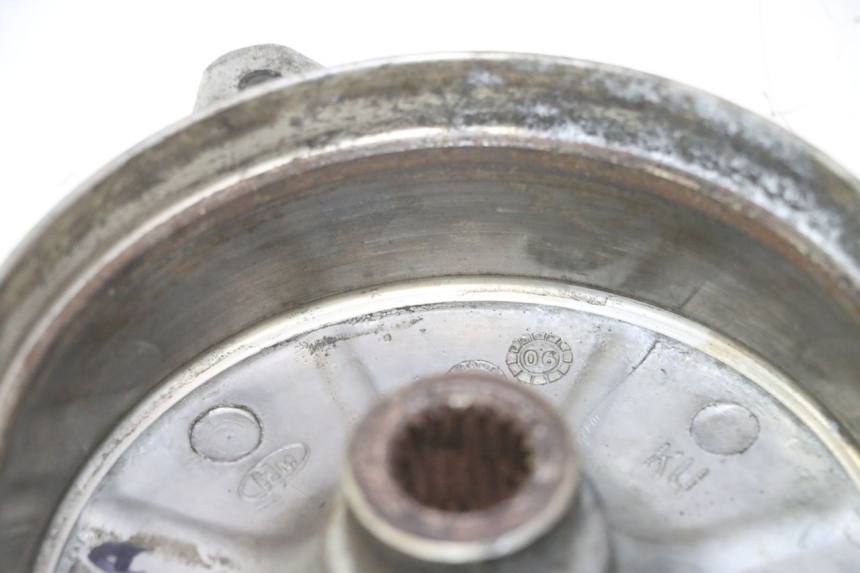 photo de HINTERES TROMMEL HONDA SCV LEAD 100 (2003 - 2007) - Details der Befestigungspunkte