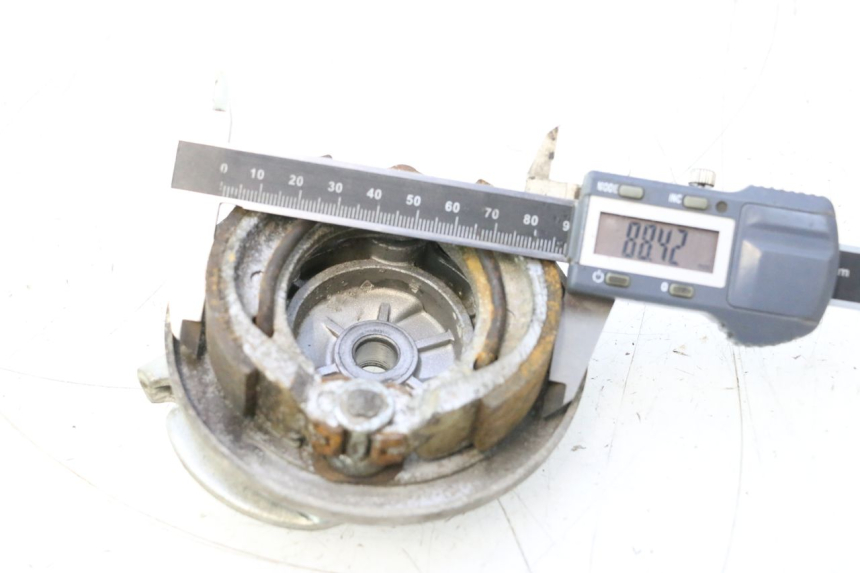 photo de BREMSTROMMEL VORNE PEUGEOT 103 SPX CLIP 50 (1989 - 1992) - Technische Nahaufnahme